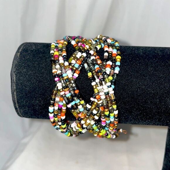 Beaded woven bracelet  - Picture 1 of 3